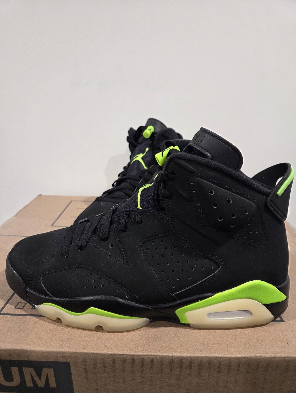 Nike Air Jordan 6 Retro 'Electric Green' 2021 Men's Size 11
